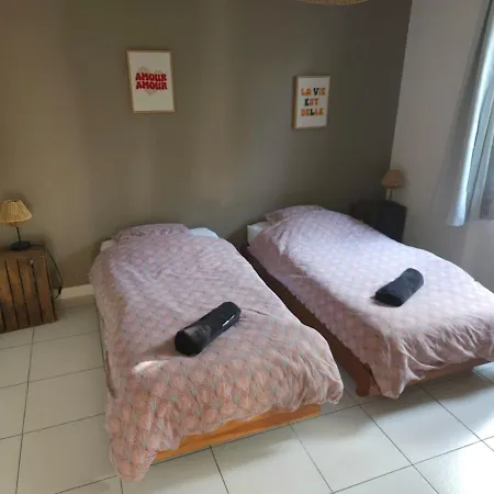 La Campagne A La 5 Couchages Parking Jardin Cahors