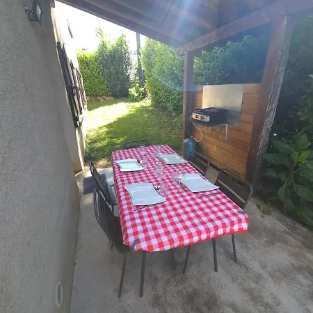 La Campagne A La 5 Couchages Parking Jardin 카오르